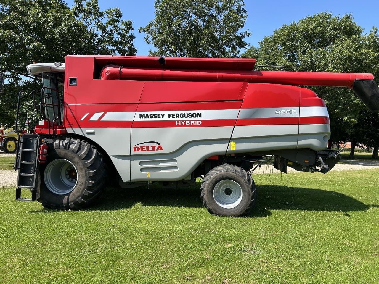 Mähdrescher del tipo Massey Ferguson DELTA 9280, Gebrauchtmaschine In Grindsted (Immagine 9)