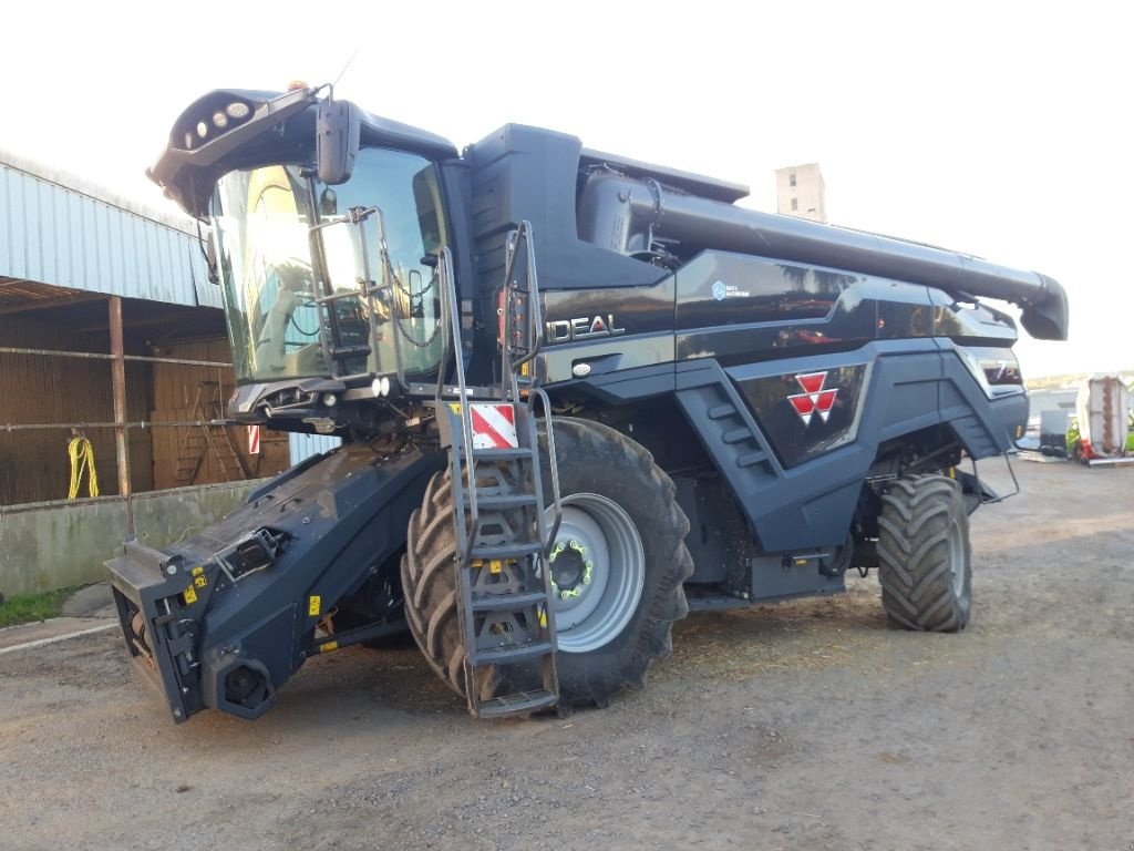 Mähdrescher des Typs Massey Ferguson IDEAL 7 PL 4X4, Gebrauchtmaschine in BRAS SUR MEUSE (Bild 1)