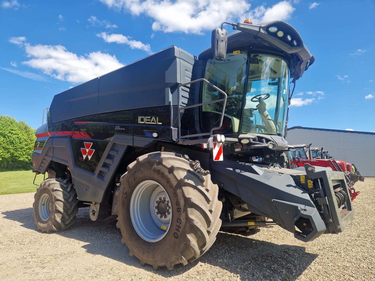 Mähdrescher van het type Massey Ferguson IDEAL 7, Gebrauchtmaschine in Jelling (Foto 5)