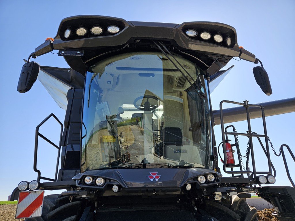 Mähdrescher Türe ait Massey Ferguson Ideal 8 PL, Gebrauchtmaschine içinde Schaffhausen (resim 9)