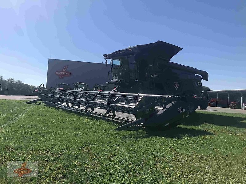 Mähdrescher Türe ait Massey Ferguson IDEAL 8 PL, Vorführmaschine içinde Oederan (resim 5)