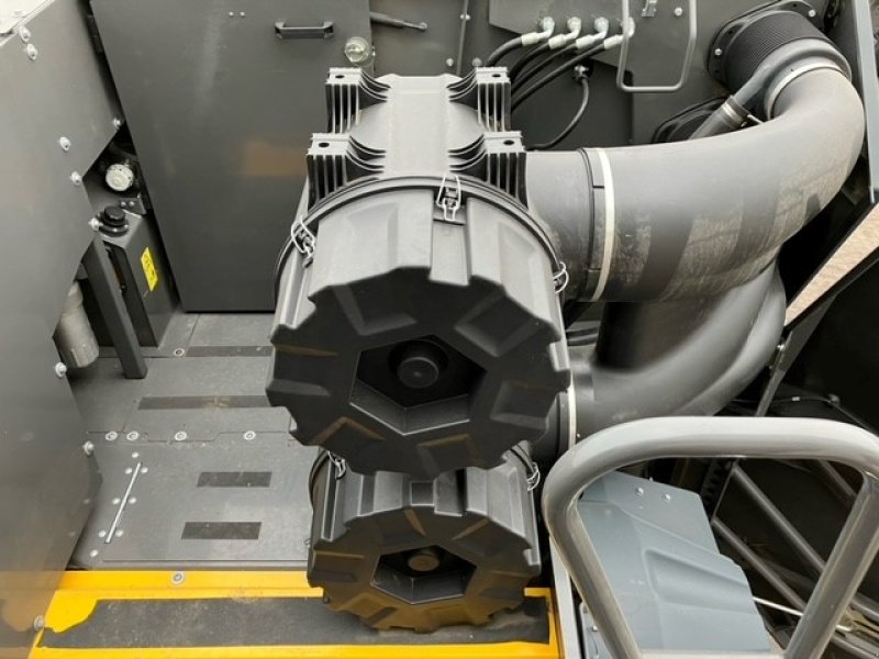 Mähdrescher des Typs Massey Ferguson IDEAL 9T Gen3, Gebrauchtmaschine in Aschara (Bild 12)