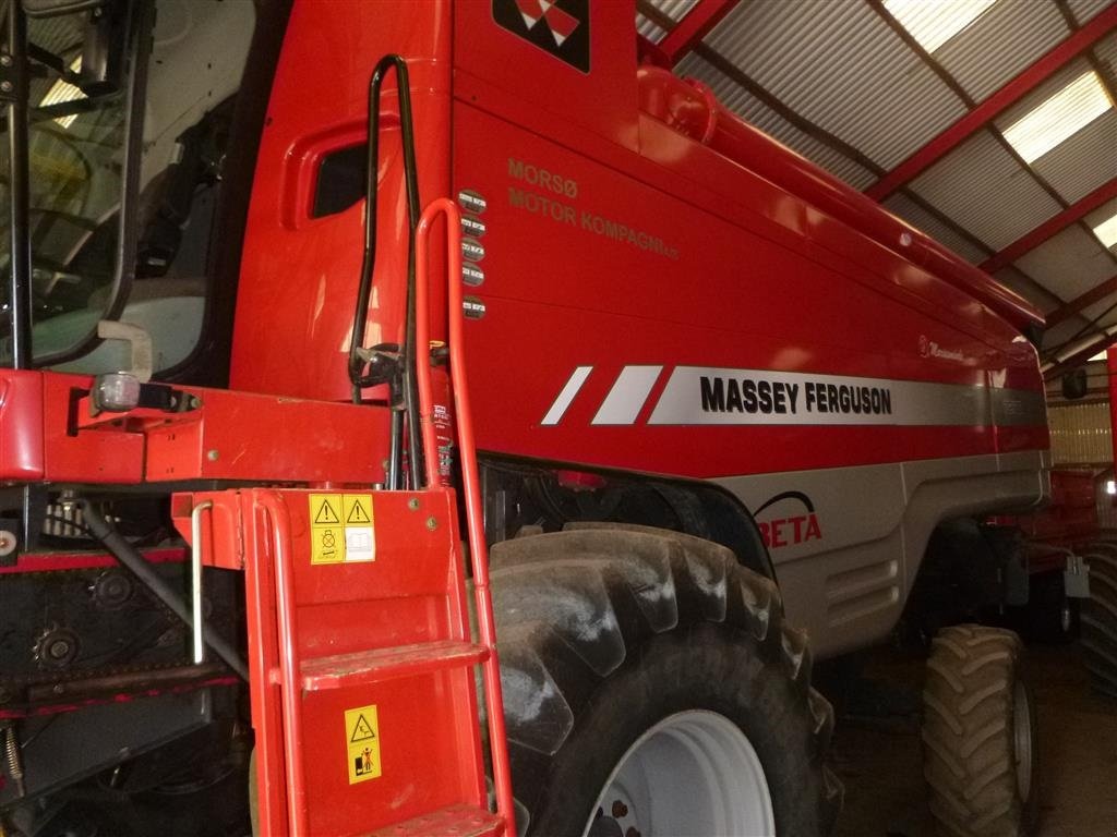 Mähdrescher Türe ait Massey Ferguson KØBES: ACTIVA, BETA, CENTORA, DELTA, Gebrauchtmaschine içinde Skive (resim 14)