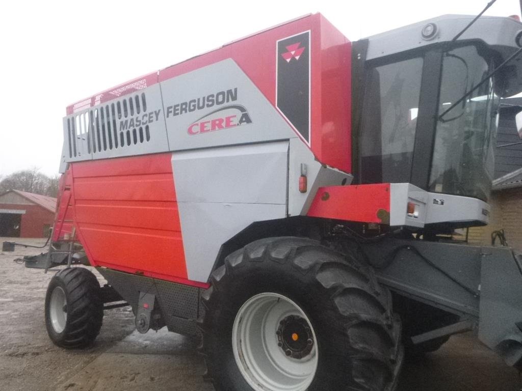 Mähdrescher des Typs Massey Ferguson KØBES, MASSEY FERGUSON MODELLER., Gebrauchtmaschine in Skive (Bild 11)