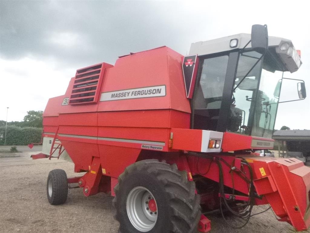 Mähdrescher des Typs Massey Ferguson KØBES, MASSEY FERGUSON MODELLER., Gebrauchtmaschine in Skive (Bild 12)