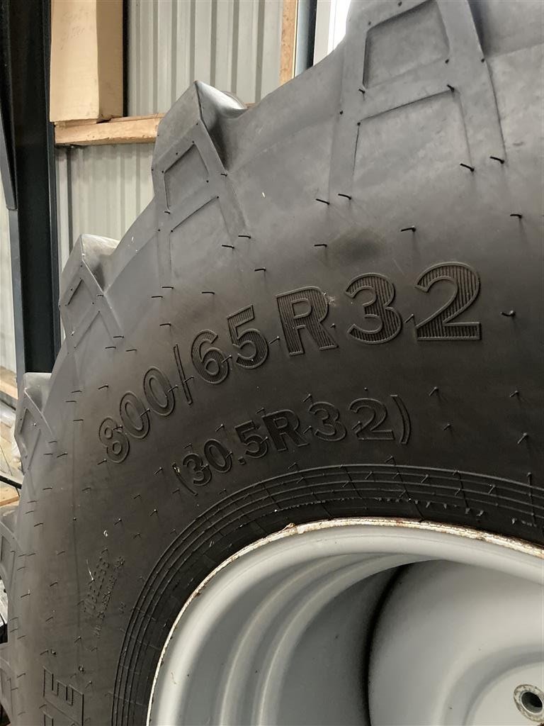 Mähdrescher a típus Massey Ferguson KOMPLET HJUL med nyt dæk str. 800/65R32, Gebrauchtmaschine ekkor: Vejle (Kép 2)