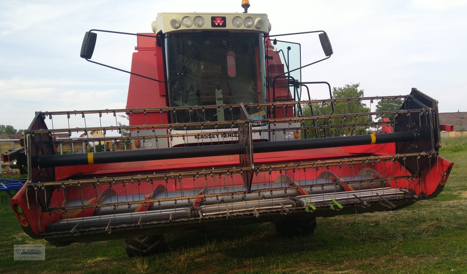 Mähdrescher Türe ait Massey Ferguson MF 30, Gebrauchtmaschine içinde Weiltingen (resim 2)