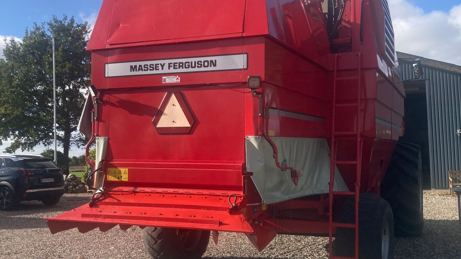 Mähdrescher des Typs Massey Ferguson MF 36 RS DV II Med 18 fods PowerFlow skærebord, Gebrauchtmaschine in Vejle (Bild 4)