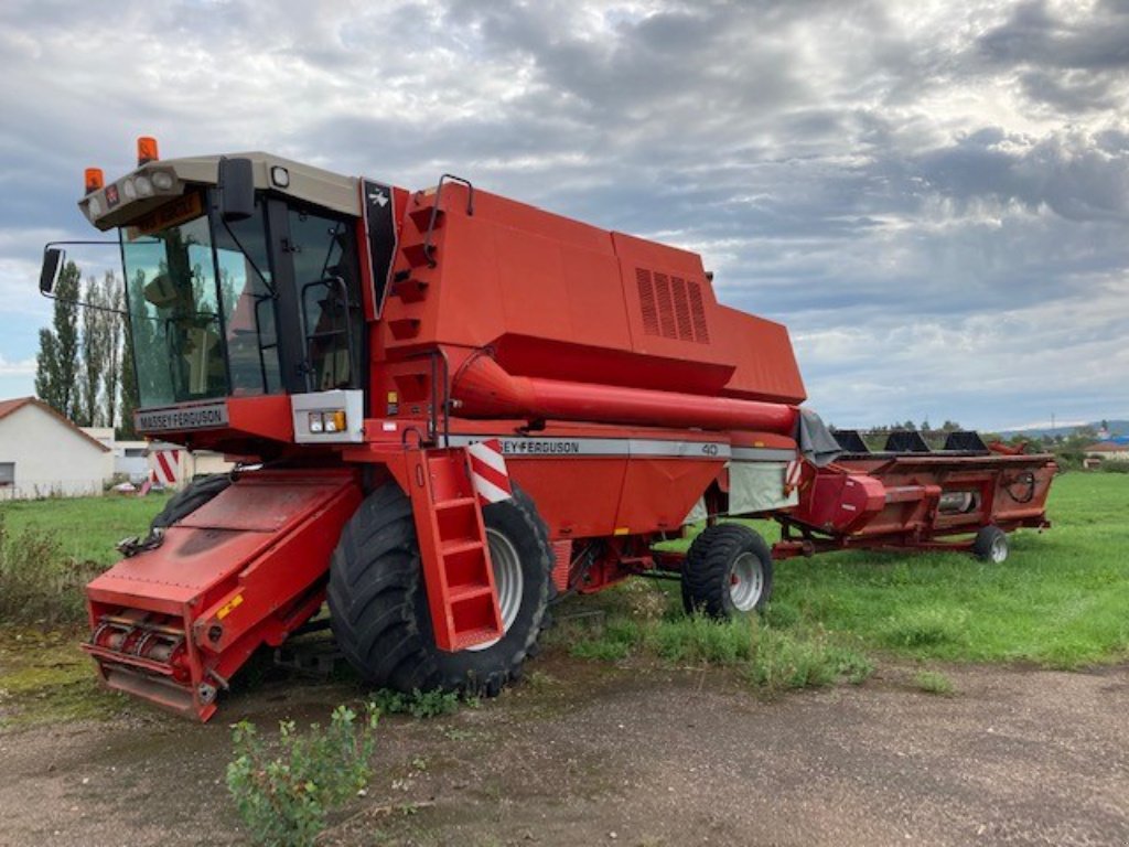 Mähdrescher typu Massey Ferguson MF 40, Gebrauchtmaschine v PUSEY (Obrázek 1)