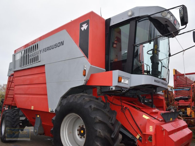 Mähdrescher Türe ait Massey Ferguson MF 7256, Gebrauchtmaschine içinde Oyten