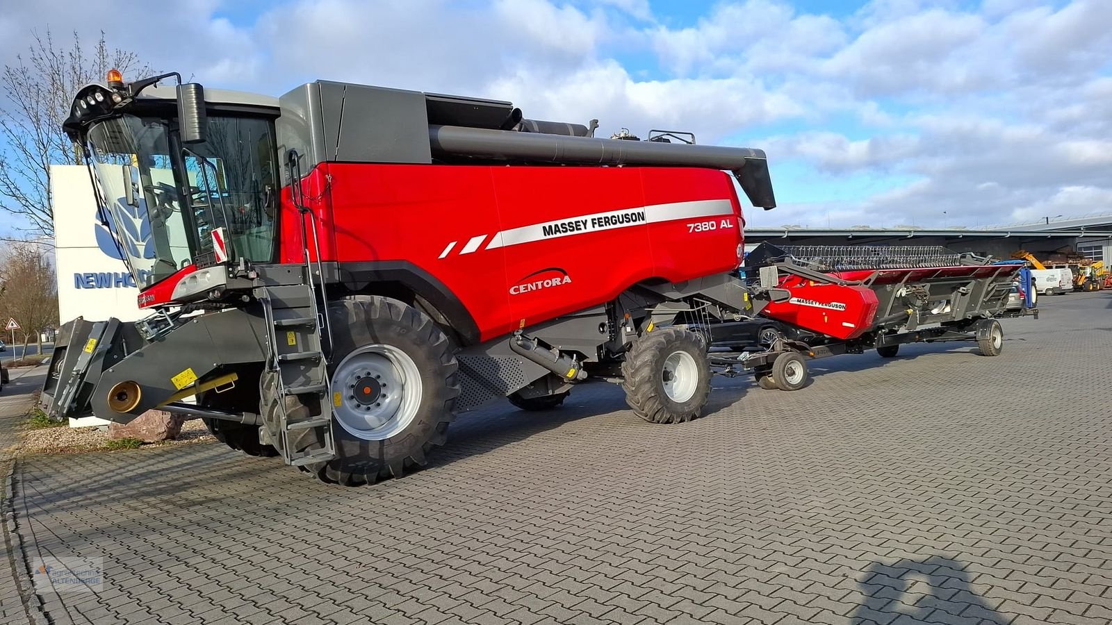 Mähdrescher del tipo Massey Ferguson MF 7380 Centora AL, Gebrauchtmaschine In Altenberge (Immagine 3)