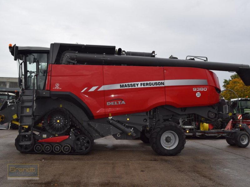 Mähdrescher za tip Massey Ferguson MF 9380 Delta, Gebrauchtmaschine u Oyten