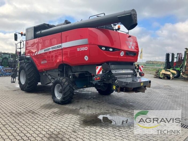 Mähdrescher of the type Massey Ferguson MF 9380 DELTA, Gebrauchtmaschine in Calbe / Saale (Picture 3)