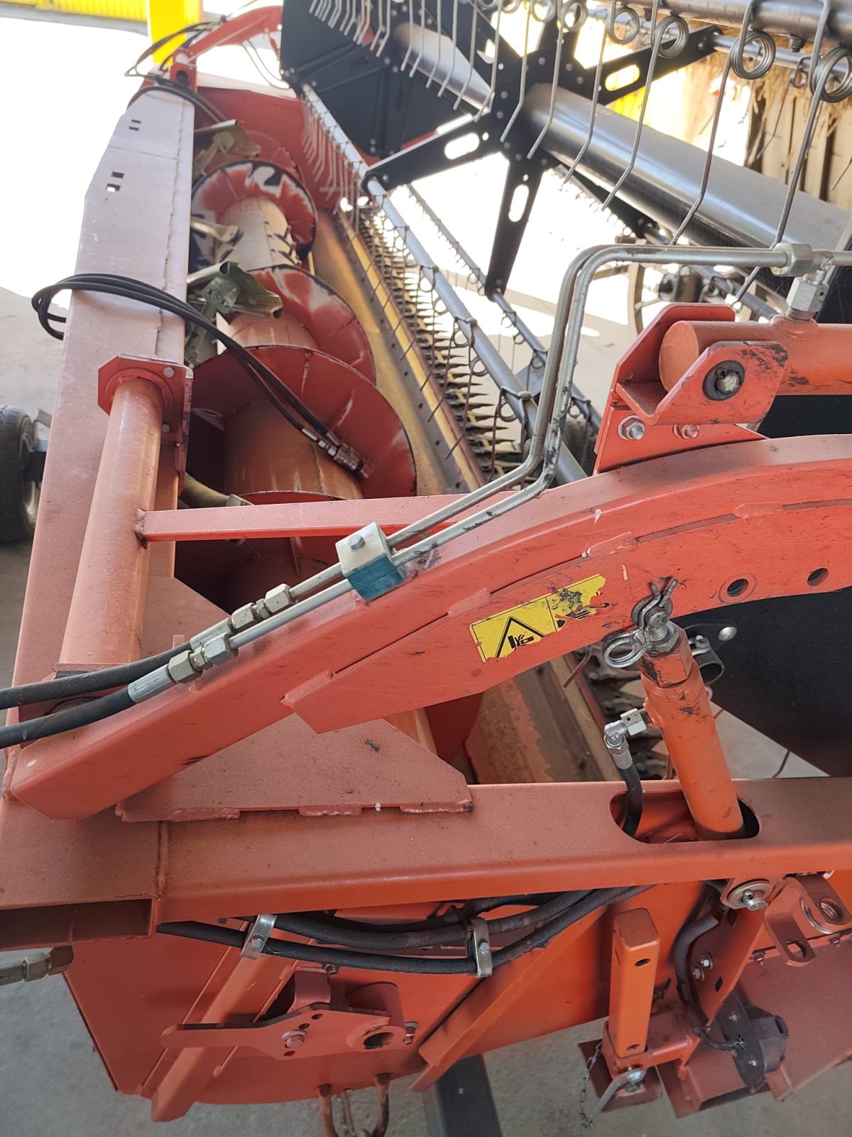 Mähdrescher del tipo MDW Hemas 220 CS, Gebrauchtmaschine In Taucha (Immagine 17)