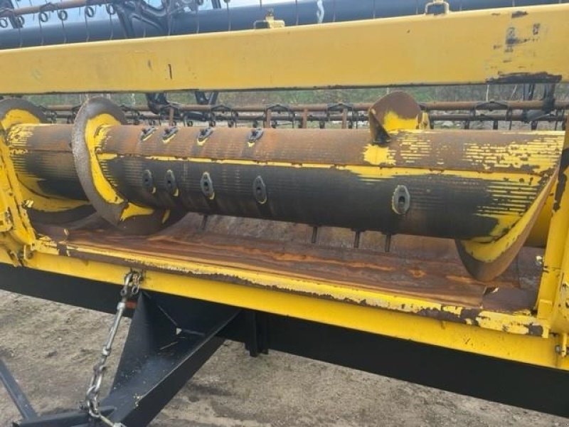 Mähdrescher от тип New Holland 30 FOD SKÆREBORD, Gebrauchtmaschine в Rødding (Снимка 5)