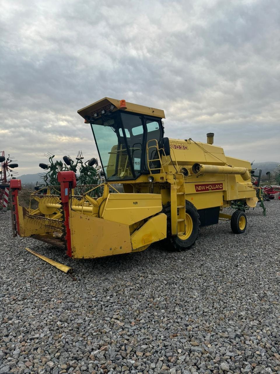 Mähdrescher typu New Holland 8030, Gebrauchtmaschine v Nabburg (Obrázek 1)