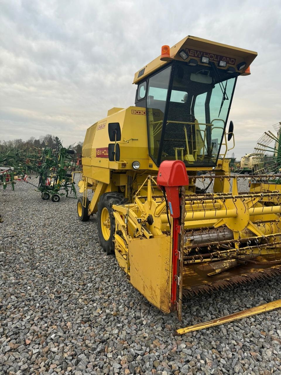 Mähdrescher typu New Holland 8030, Gebrauchtmaschine v Nabburg (Obrázek 3)