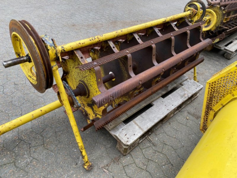 Mähdrescher des Typs New Holland 8080, Gebrauchtmaschine in Hemmet (Bild 9)