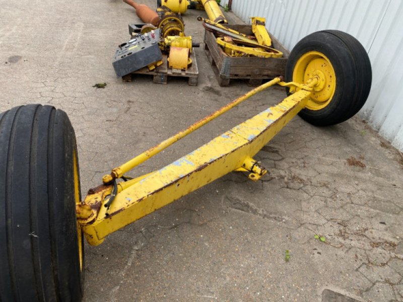 Mähdrescher des Typs New Holland 8080, Gebrauchtmaschine in Hemmet (Bild 2)