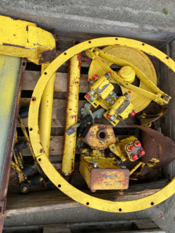 Mähdrescher des Typs New Holland 8080, Gebrauchtmaschine in Hemmet (Bild 19)