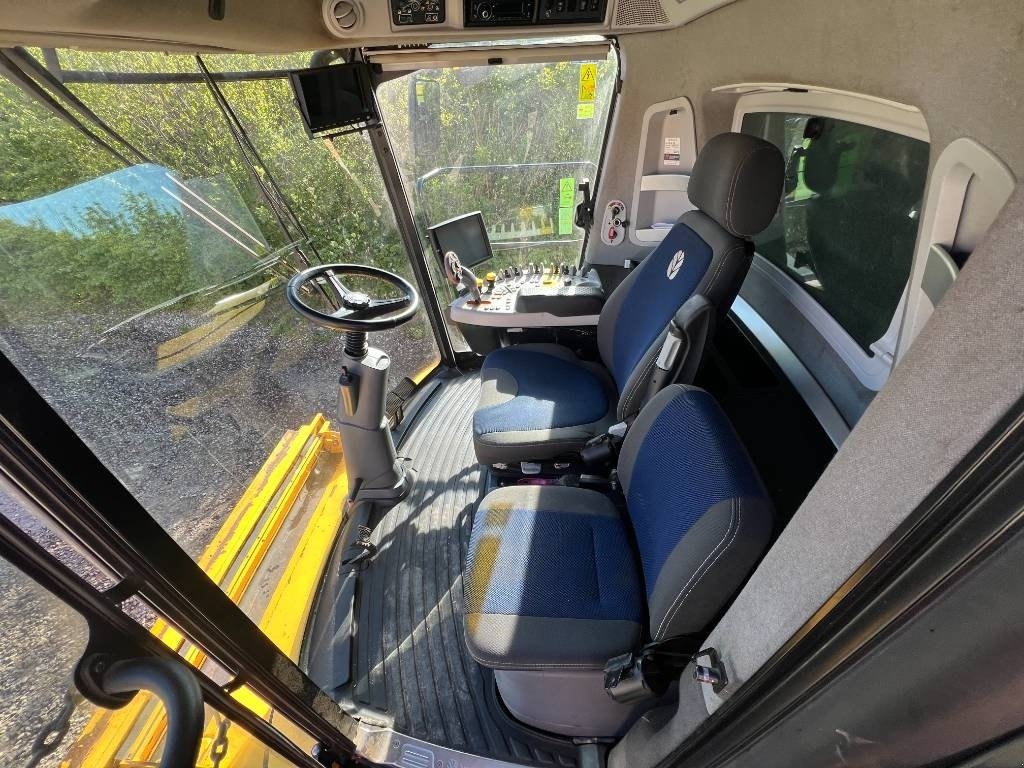 Mähdrescher des Typs New Holland 8.85, Gebrauchtmaschine in Mern (Bild 5)