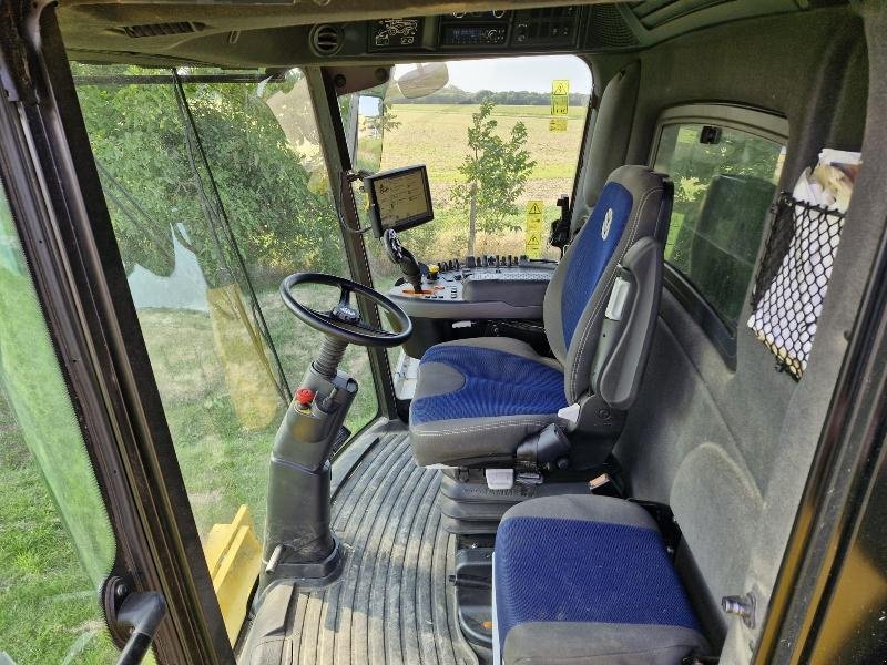 Mähdrescher typu New Holland CH7.70 LATERALE, Gebrauchtmaschine v BRAY en Val (Obrázek 8)