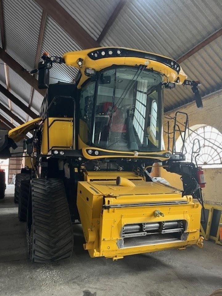 Mähdrescher Türe ait New Holland CR 10.90 14,5, Gebrauchtmaschine içinde Maribo (resim 5)