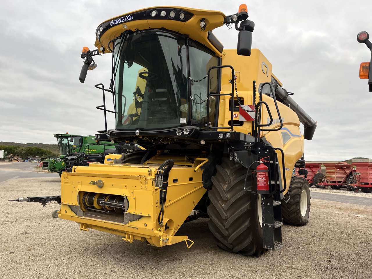 Mähdrescher типа New Holland CR 7.80 REVELATION, Gebrauchtmaschine в VERT TOULON (Фотография 1)