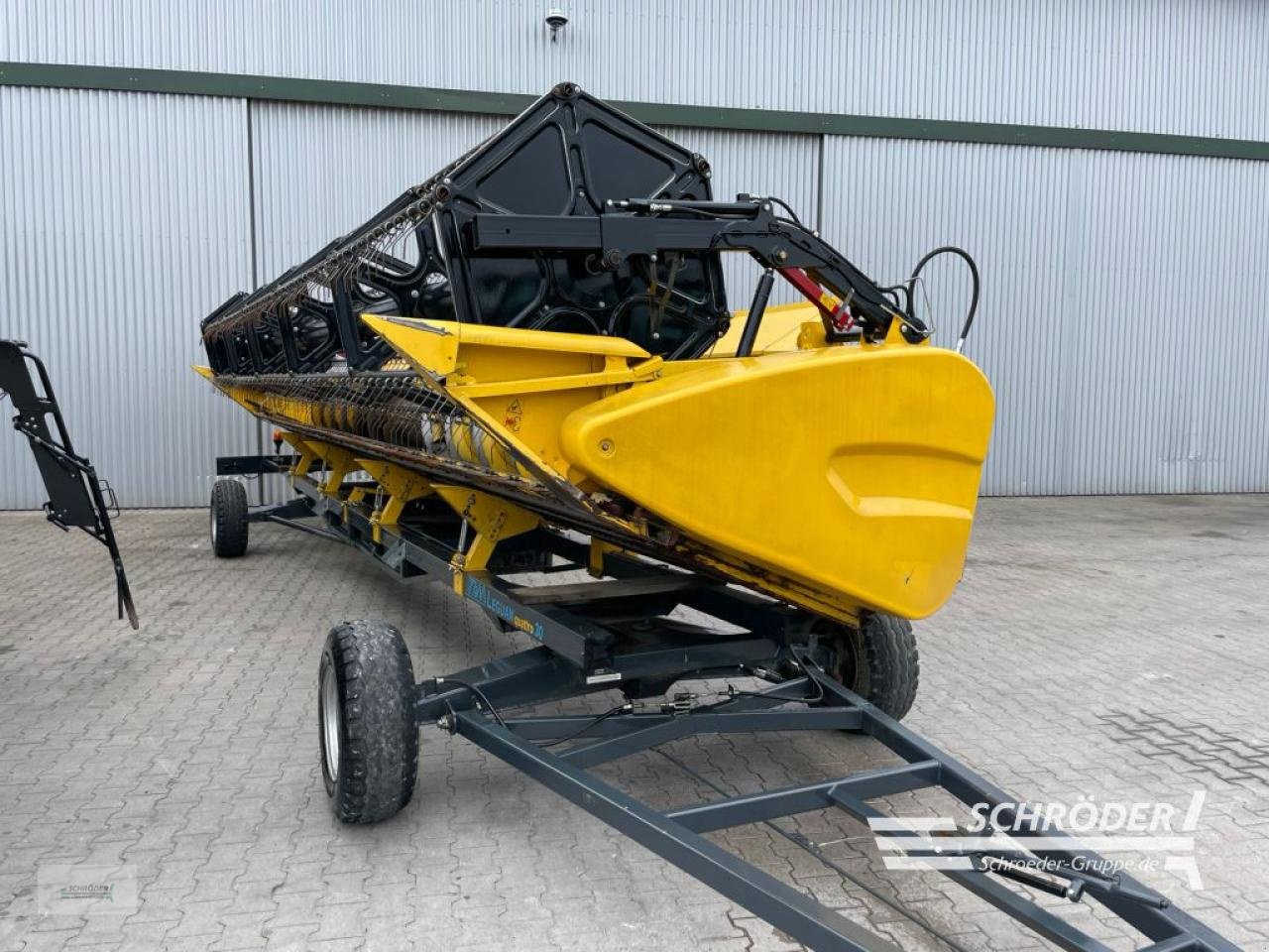 Mähdrescher tip New Holland CR 8080 + SCHNEIDWERK + MAISPFLÜCKER, Gebrauchtmaschine in Wildeshausen (Poză 9)