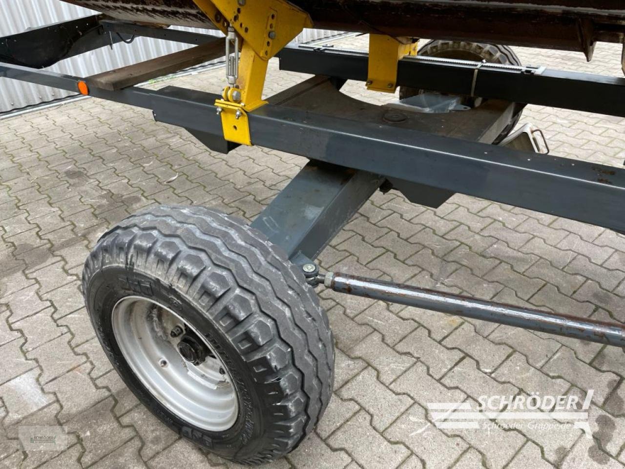 Mähdrescher tip New Holland CR 8080 + SCHNEIDWERK + MAISPFLÜCKER, Gebrauchtmaschine in Wildeshausen (Poză 14)