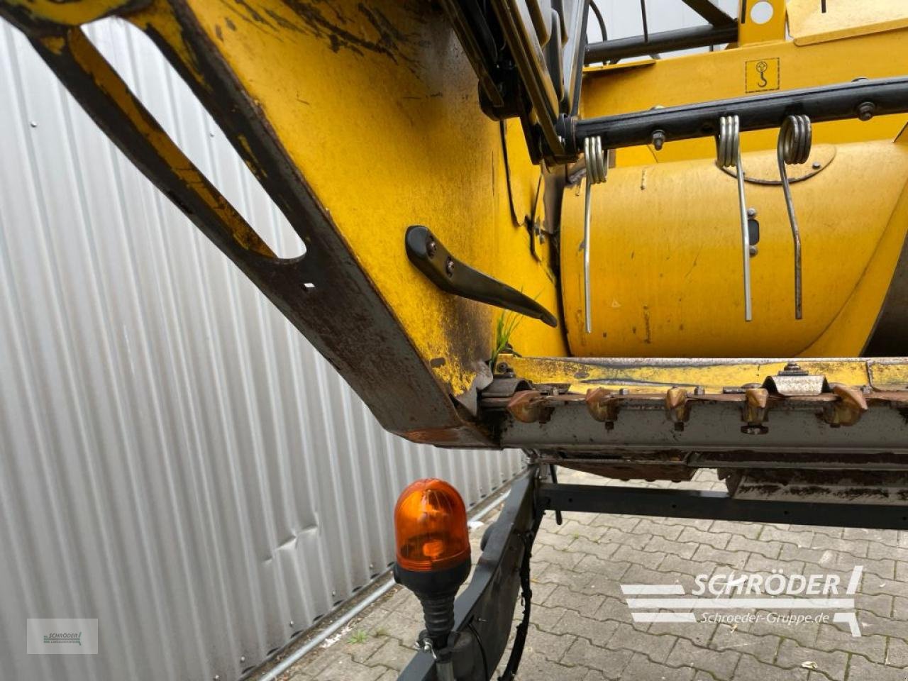 Mähdrescher tip New Holland CR 8080 + SCHNEIDWERK + MAISPFLÜCKER, Gebrauchtmaschine in Wildeshausen (Poză 15)