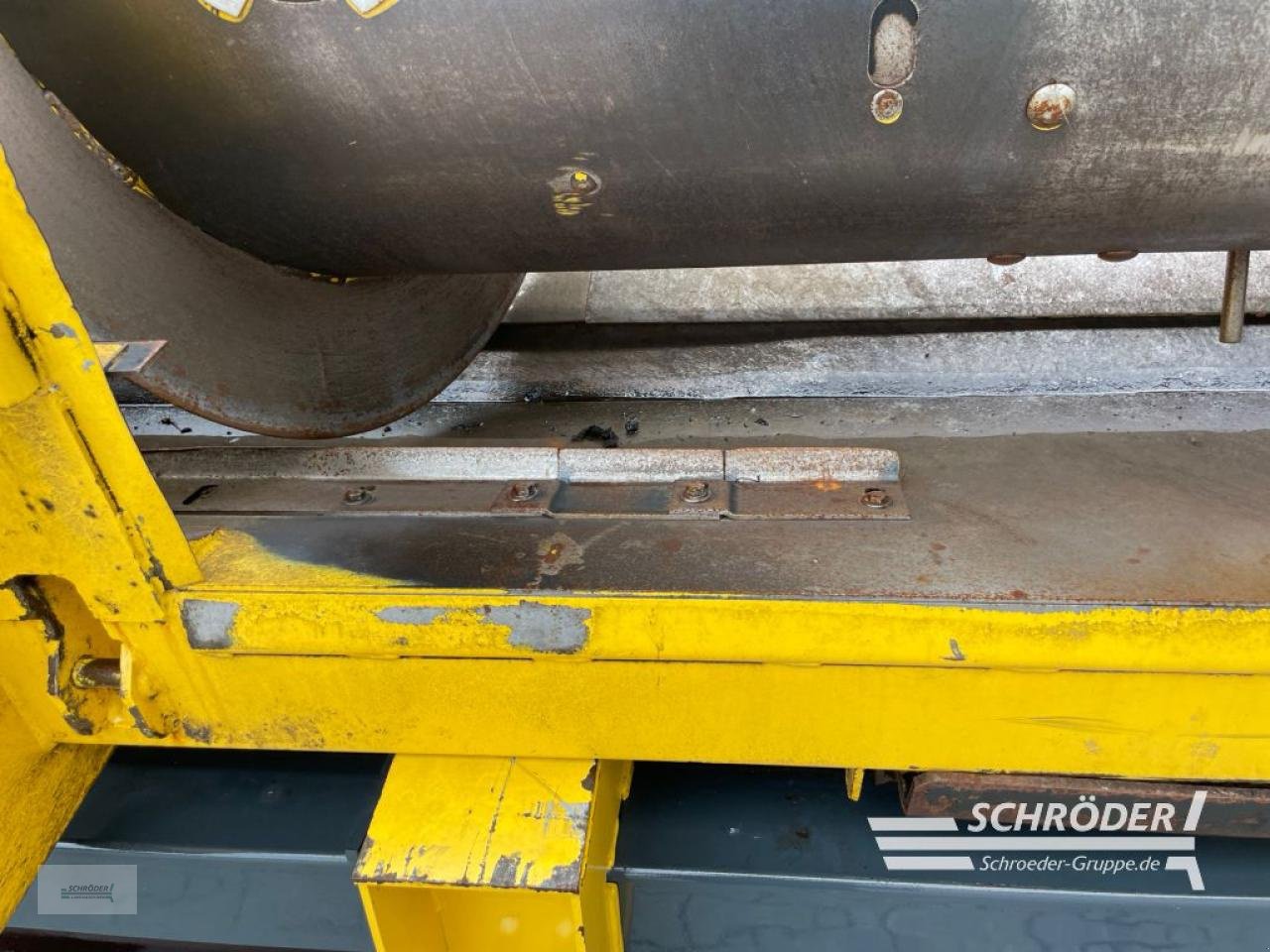 Mähdrescher tip New Holland CR 8080 + SCHNEIDWERK + MAISPFLÜCKER, Gebrauchtmaschine in Wildeshausen (Poză 20)