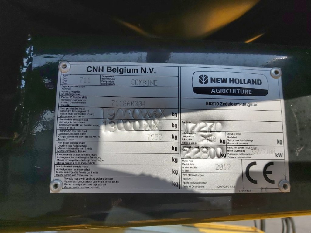 Mähdrescher des Typs New Holland CR 8080, Gebrauchtmaschine in VERT TOULON (Bild 9)