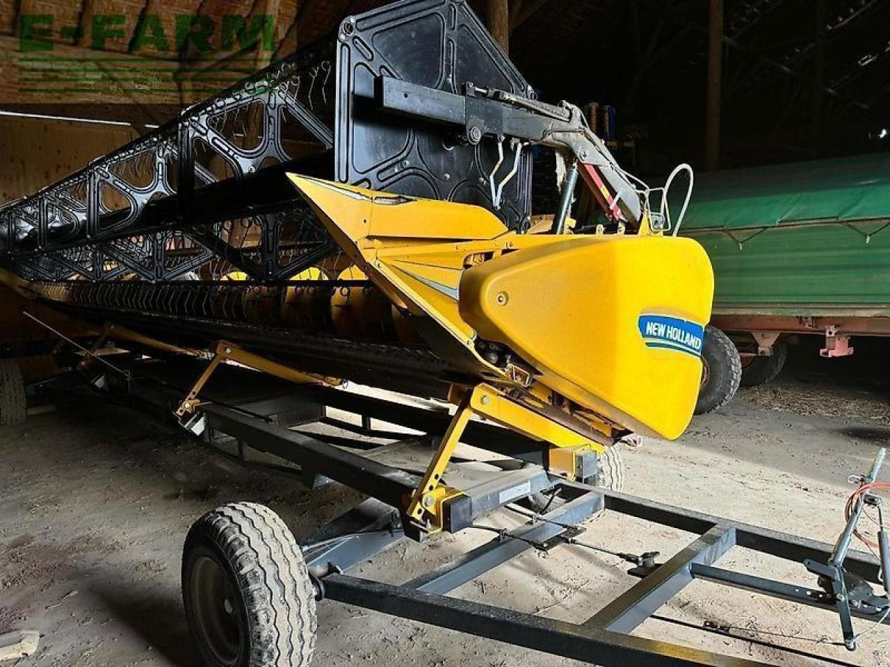 Mähdrescher typu New Holland cr 8.80 raupe 8,53m sw + sww, Gebrauchtmaschine v ANRODE / OT LENGEFELD (Obrázek 4)