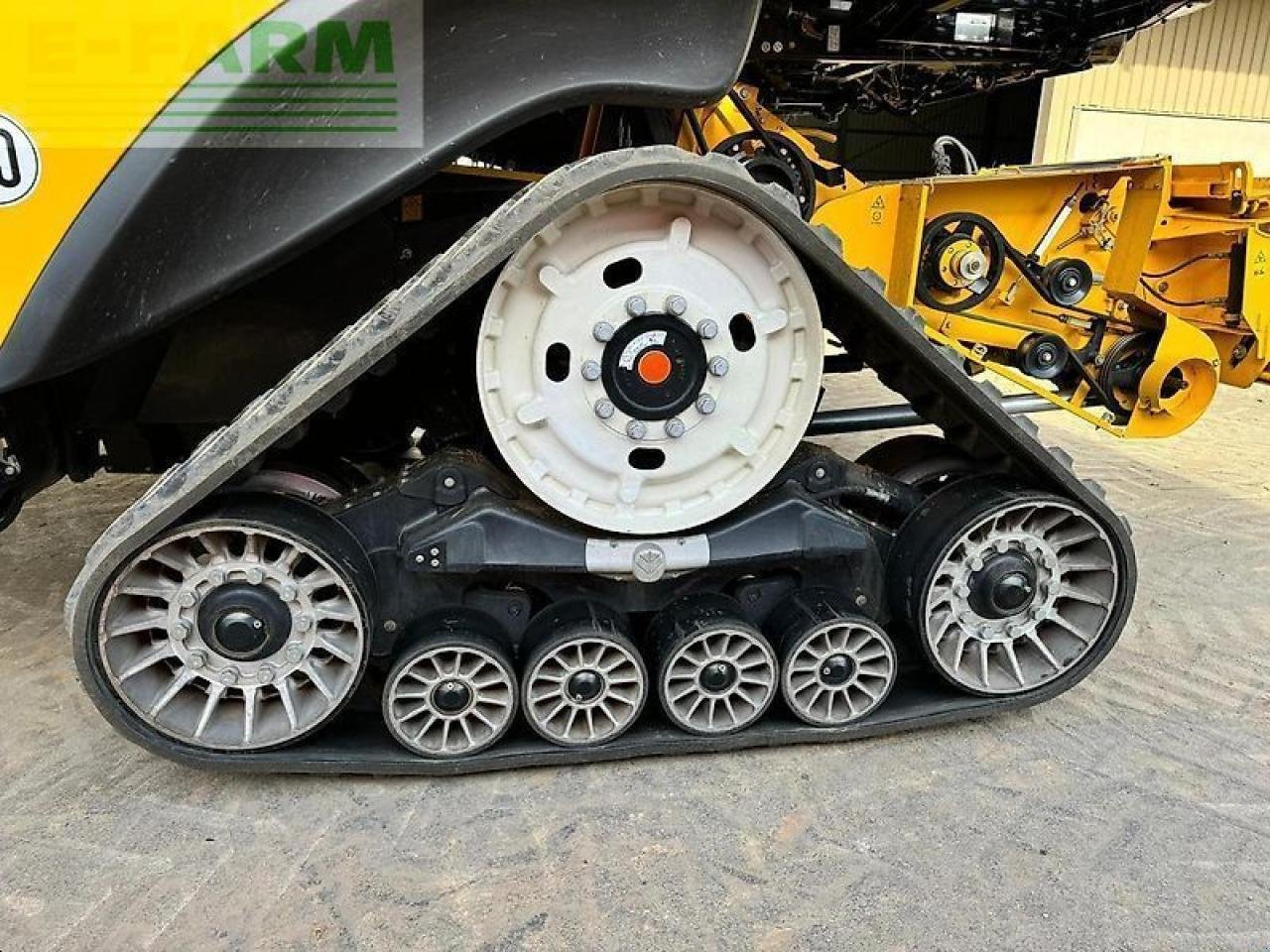 Mähdrescher typu New Holland cr 8.80 raupe 8,53m sw + sww, Gebrauchtmaschine v ANRODE / OT LENGEFELD (Obrázek 15)