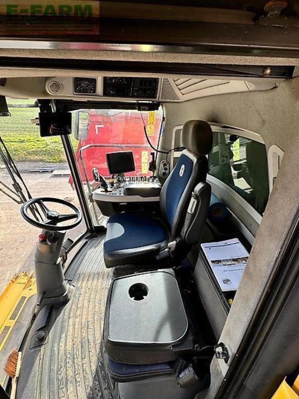 Mähdrescher typu New Holland cr 8.80 raupe 8,53m sw + sww, Gebrauchtmaschine v ANRODE / OT LENGEFELD (Obrázek 17)