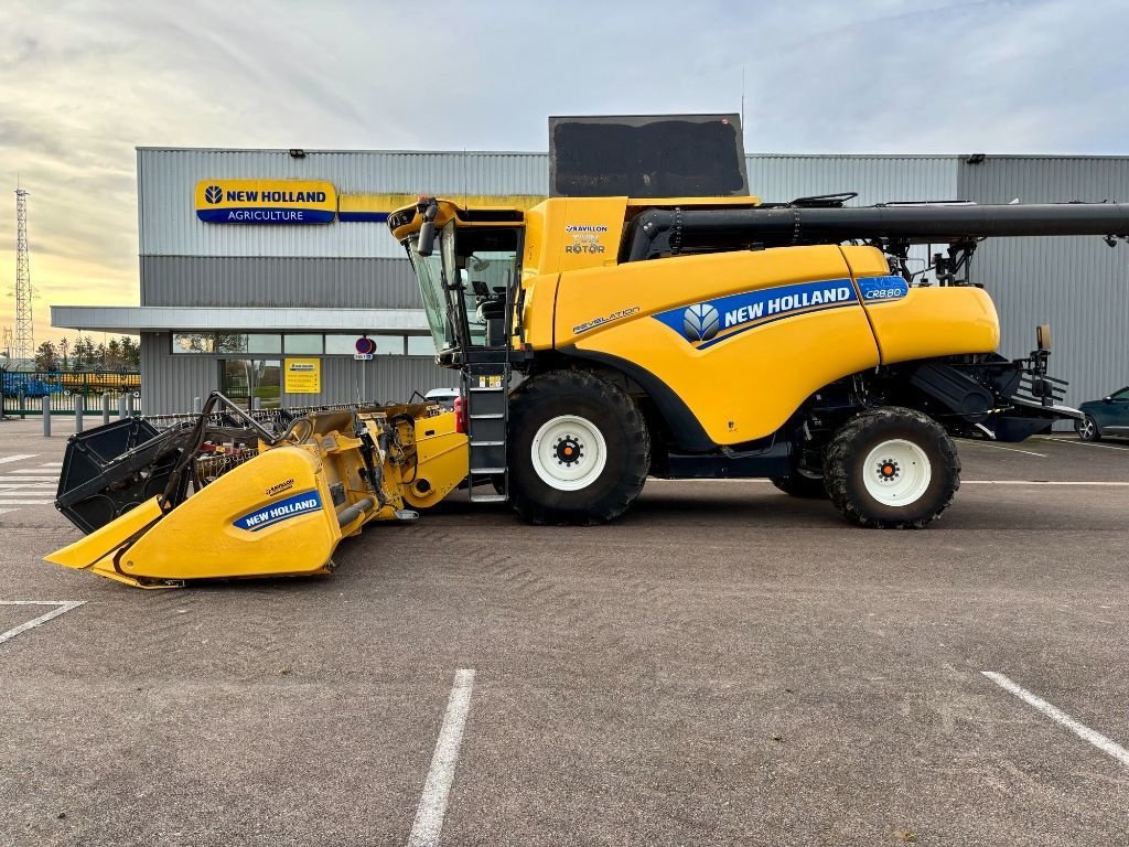 Mähdrescher of the type New Holland CR 8.80 REVELATION, Gebrauchtmaschine in VERT TOULON (Picture 5)