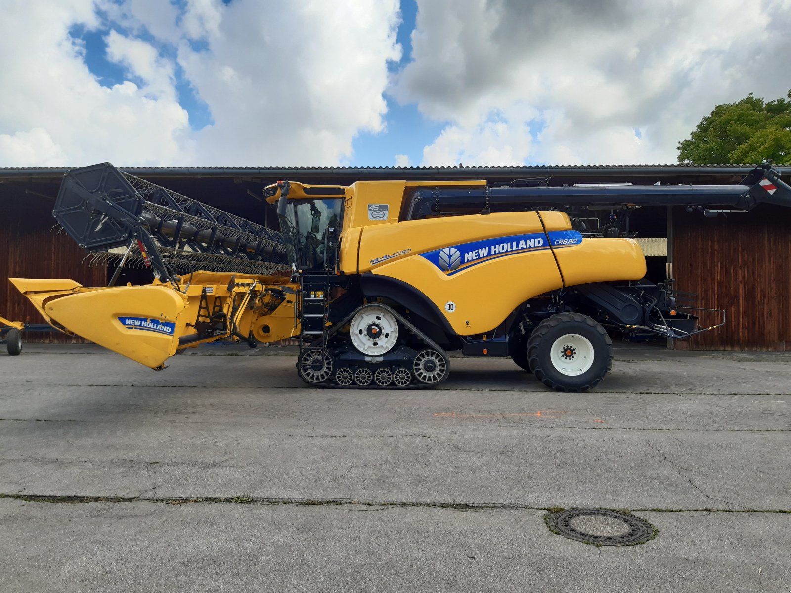 Mähdrescher of the type New Holland CR 8.80 ST IntelliSense hyd. Schnittwinkelverstellung, Gebrauchtmaschine in Penzing (Picture 1)