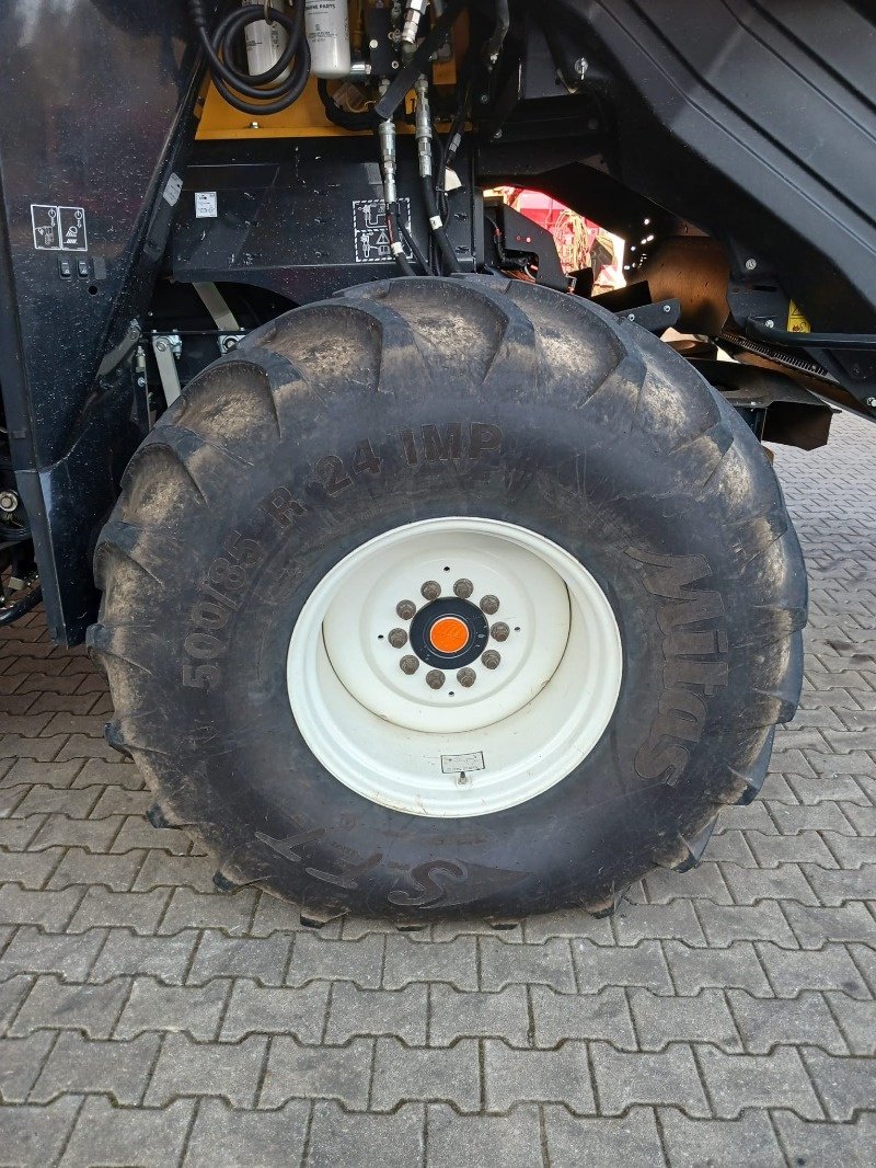 Mähdrescher a típus New Holland CR 8.80, Gebrauchtmaschine ekkor: Ebersbach (Kép 12)