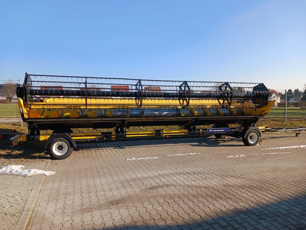 Mähdrescher a típus New Holland CR 8.80, Gebrauchtmaschine ekkor: Ebersbach (Kép 13)