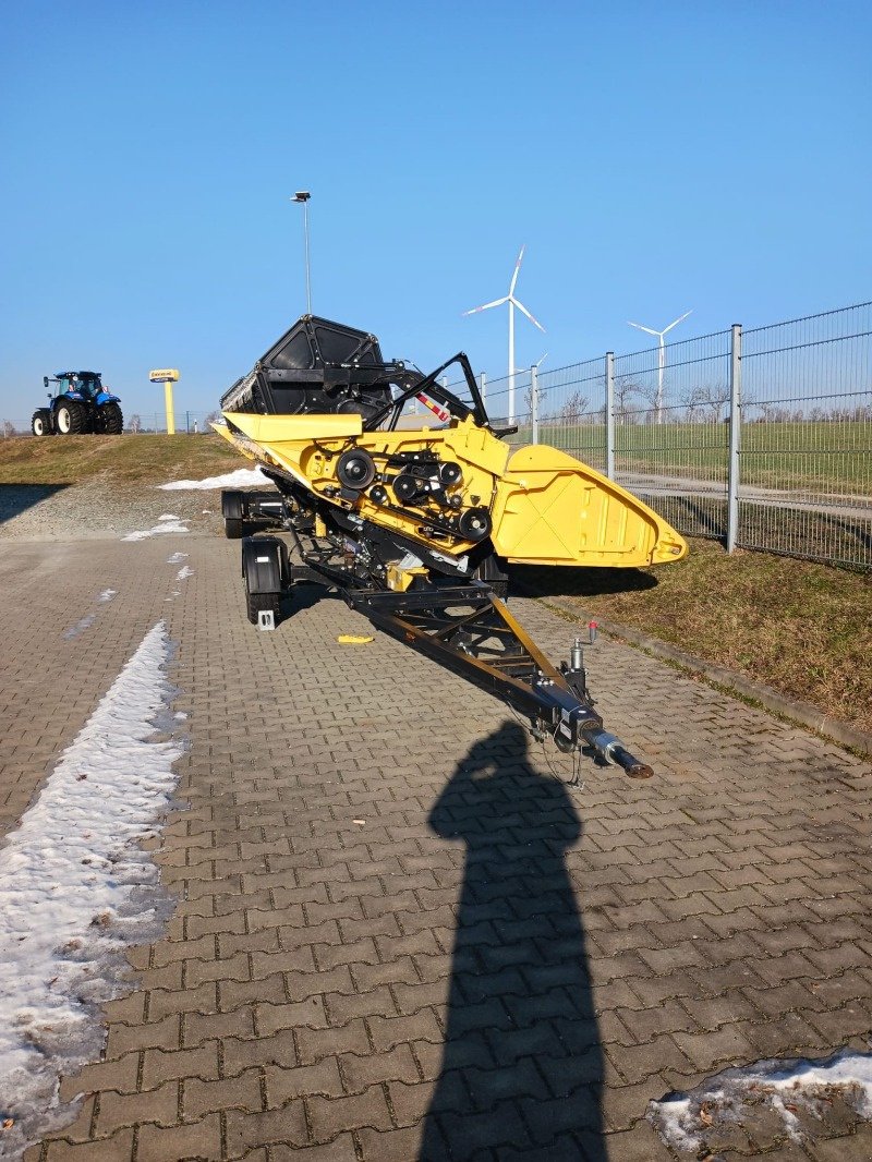 Mähdrescher a típus New Holland CR 8.80, Gebrauchtmaschine ekkor: Ebersbach (Kép 15)