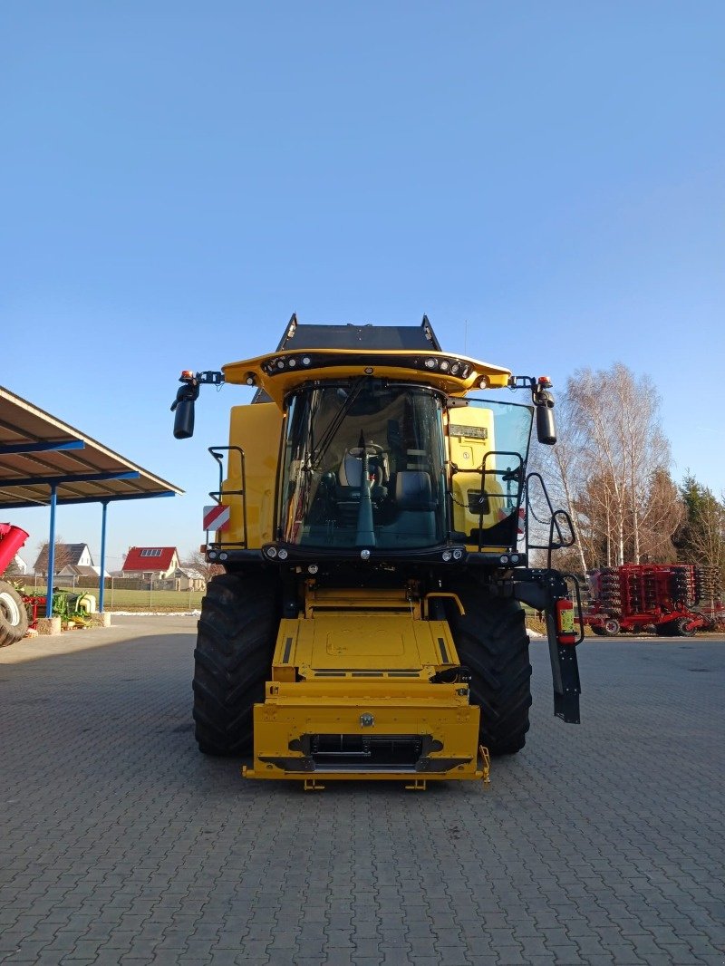 Mähdrescher a típus New Holland CR 8.80, Gebrauchtmaschine ekkor: Ebersbach (Kép 2)