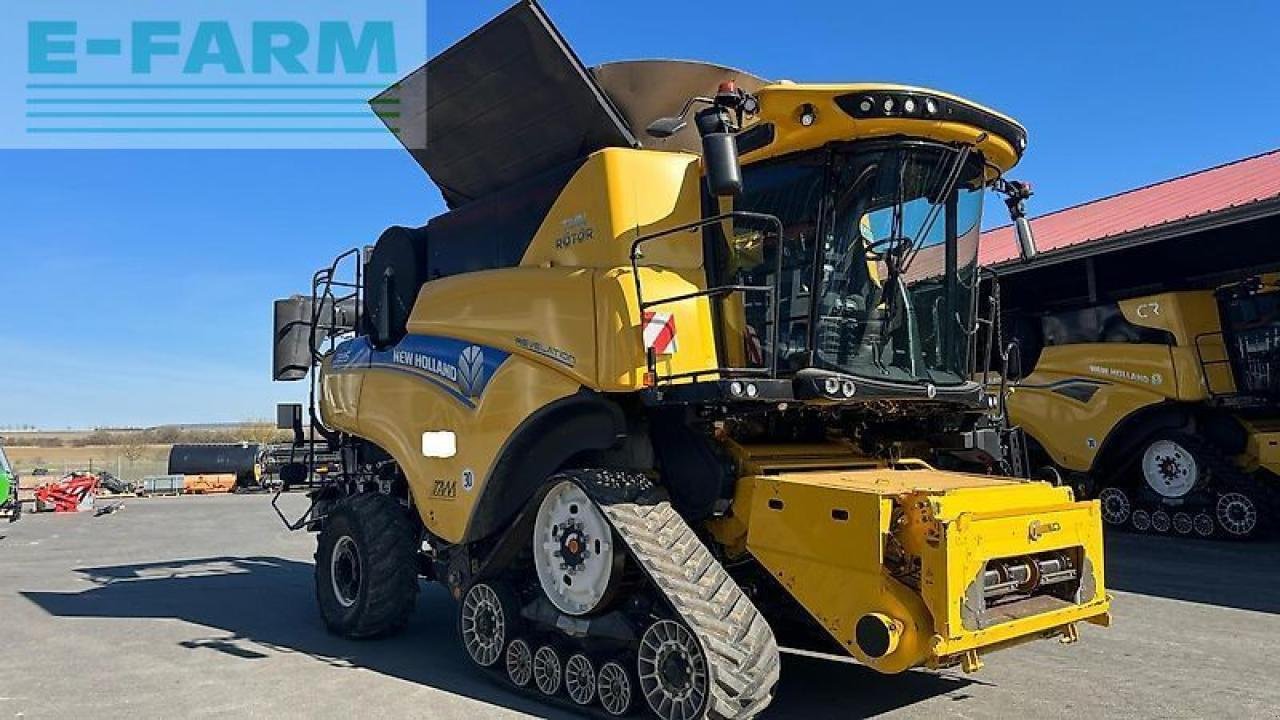 Mähdrescher типа New Holland cr 8.90 + 10,7m sw + sww intellisense, Gebrauchtmaschine в ANRODE / OT LENGEFELD (Фотография 17)