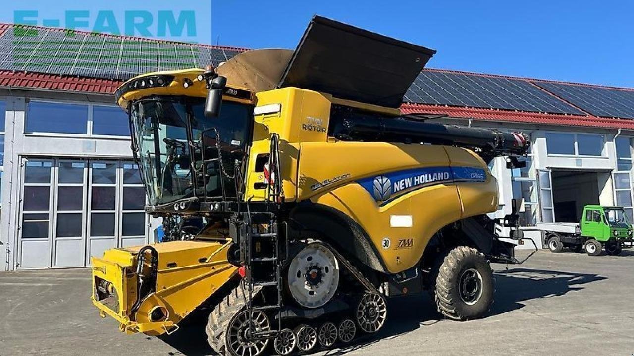 Mähdrescher des Typs New Holland cr 8.90 + 10,7m sw + sww intellisense, Gebrauchtmaschine in ANRODE / OT LENGEFELD (Bild 1)
