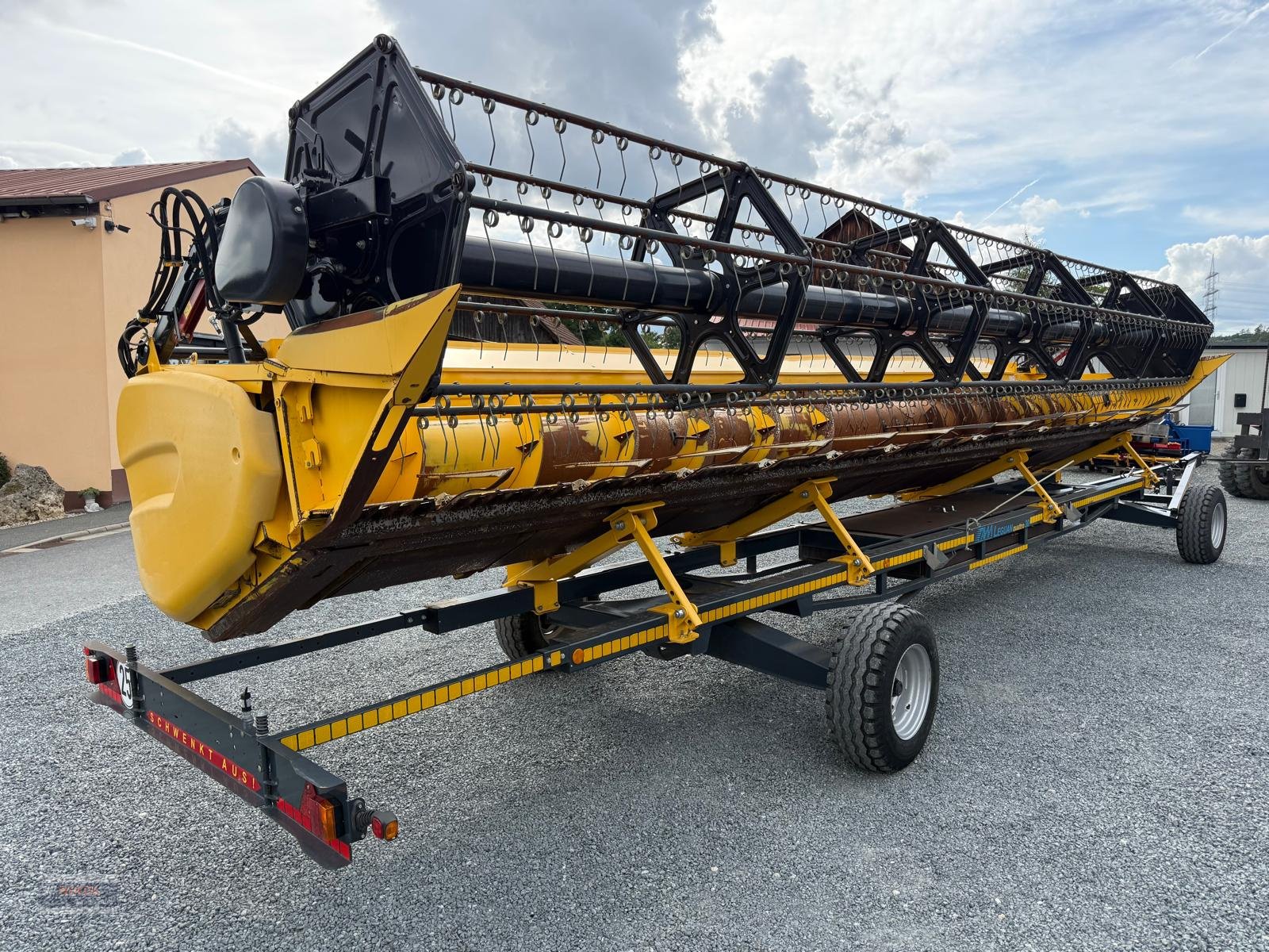 Mähdrescher типа New Holland CR 8.90 IntelliSense, Gebrauchtmaschine в Lichtenfels (Фотография 18)