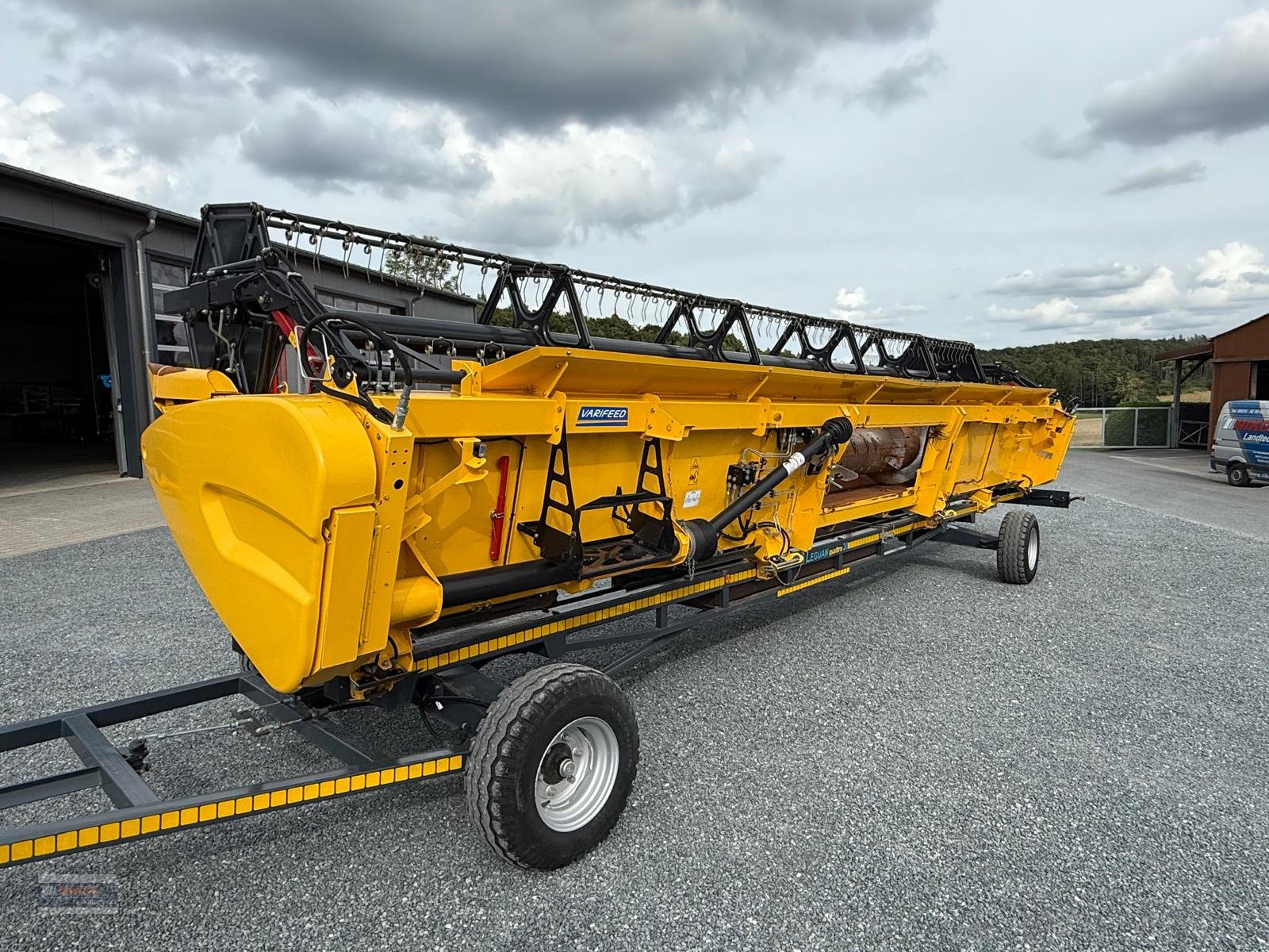 Mähdrescher типа New Holland CR 8.90 IntelliSense, Gebrauchtmaschine в Lichtenfels (Фотография 20)