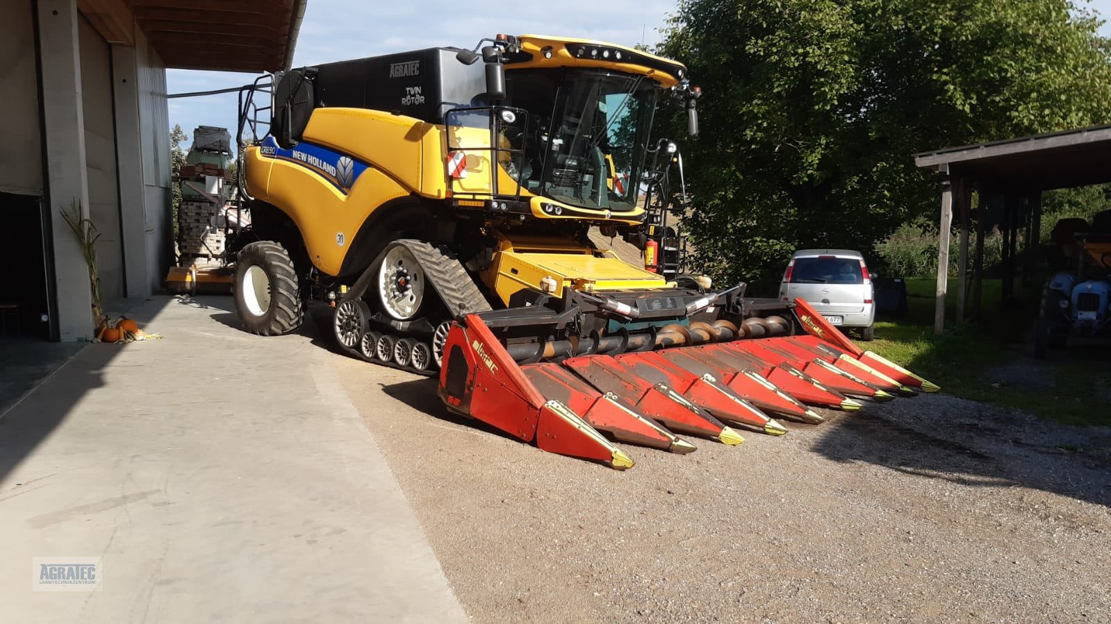 Mähdrescher типа New Holland CR 8.90 Raupe, Gebrauchtmaschine в Schalkham (Фотография 1)