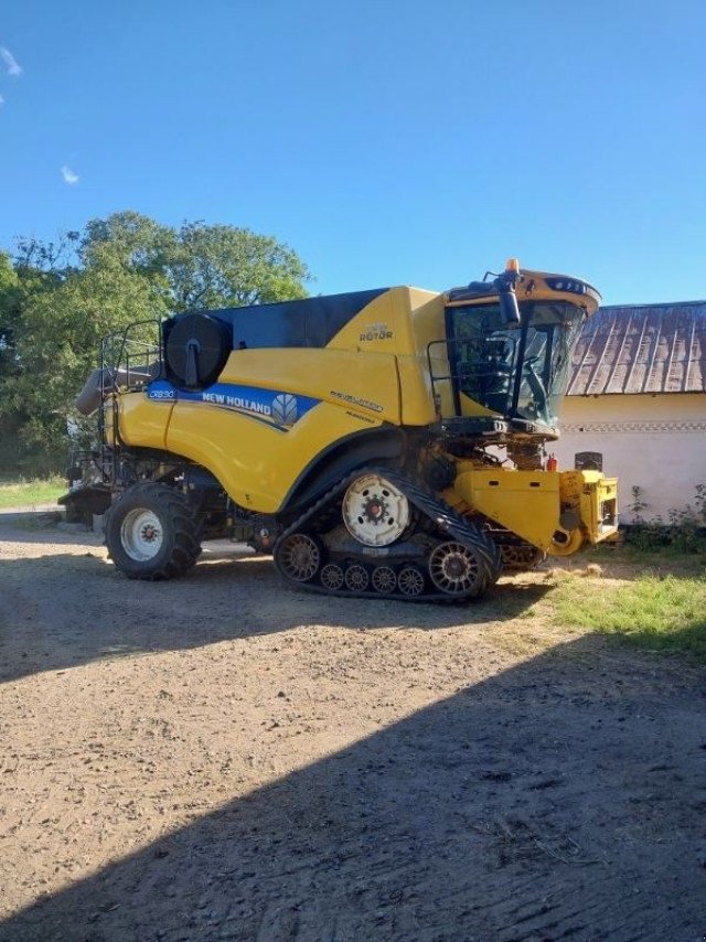 Mähdrescher a típus New Holland CR 8.90 SLH, Gebrauchtmaschine ekkor: Rødding (Kép 3)