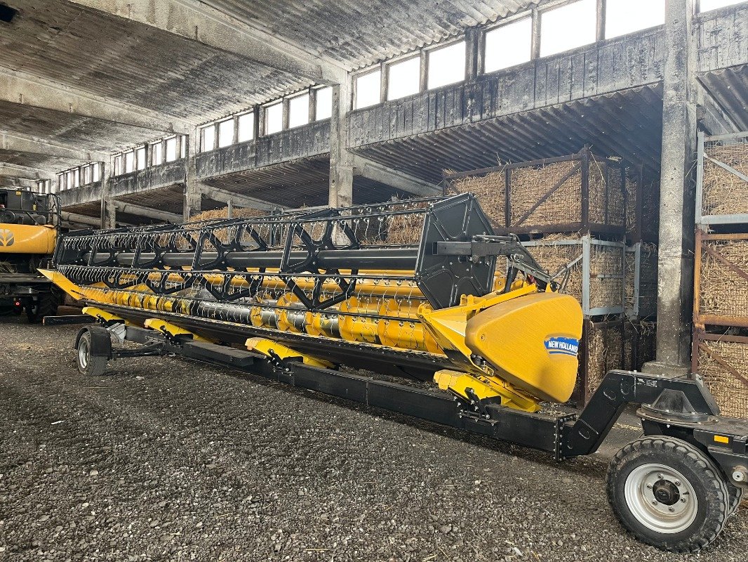 Mähdrescher tipa New Holland CR 8.90, Gebrauchtmaschine u Ebersbach (Slika 13)