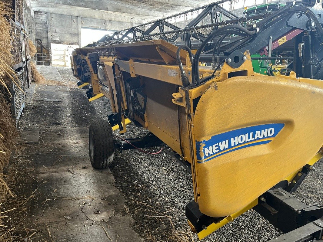 Mähdrescher tipa New Holland CR 8.90, Gebrauchtmaschine u Ebersbach (Slika 15)